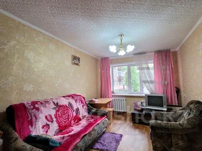 1-комнатная квартира · 32 м² · 1/5 этаж, 343 квартал за 10.5 млн 〒 в Семее