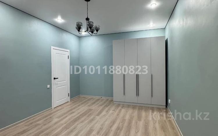 1-бөлмелі пәтер · 43 м² · 4/5 қабат, 20-й микрорайон, бағасы: 26 млн ₸ в Алматы, Алатауский р-н — фото 2