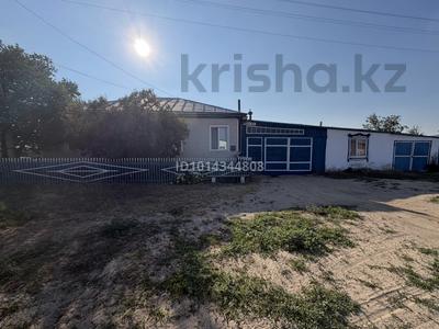 Отдельный дом · 4 комнаты · 90 м² · 10 сот., Абая 12 за 22 млн ₸ в Бородулихе