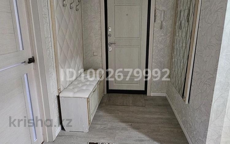 3-комнатная квартира · 66.1 м² · 1/5 этаж, 11 мкр 12 за 11.5 млн ₸ в Житикаре — фото 10