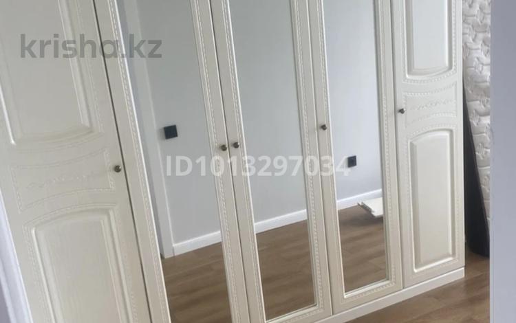 1-бөлмелі пәтер · 40 м² · 1/1 қабат, мкр Кокжиек 19, бағасы: 135 000 ₸ в Алматы, Жетысуский р-н — фото 2