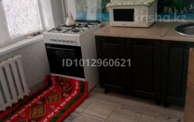 1-комнатная квартира · 4.6 м² · 1/4 этаж, 2 21а за 10 000 ₸ в Жанаозен — фото 2