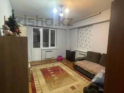 2-комнатная квартира, 58 м², 9/9 этаж, мкр Акбулак за 20.5 млн 〒 в Алматы, Алатауский р-н