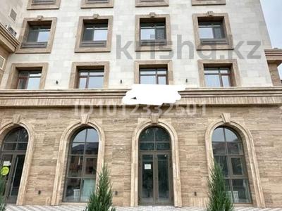 Свободное назначение, офисы, магазины и бутики, склады, общепит, салоны красоты, медцентры и аптеки, образование, развлечения · 94.4 м² за 109 млн 〒 в Астане, Нура р-н