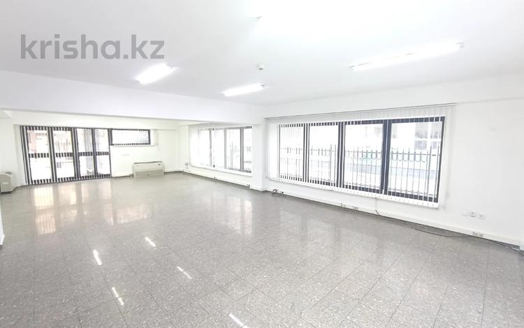 Свободное назначение, офисы, магазины и бутики, склады, салоны красоты, медцентры и аптеки, образование, кабинеты и рабочие места, студии · 120 м² за ~ 1.2 млн 〒 в Алматы, Бостандыкский р-н — фото 2