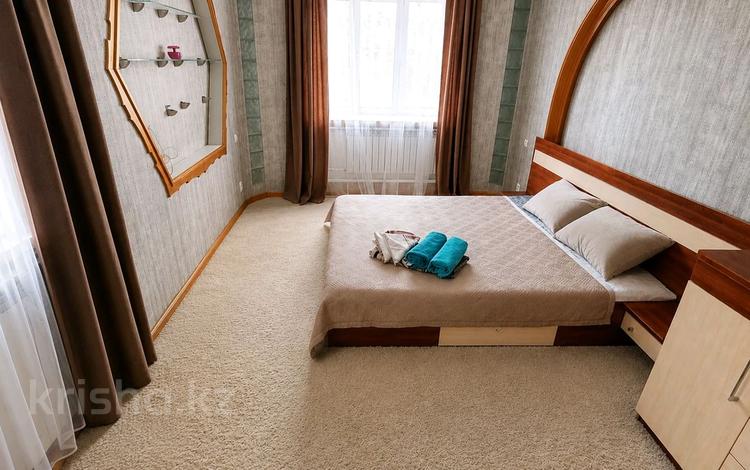 2-комнатная квартира · 57 м² · 2/5 этаж, мкр Новый Город, Лободы 7 — Бухар-Жырау / Алиханова за 18 000 ₸ в Караганде, Казыбек би р-н — фото 13