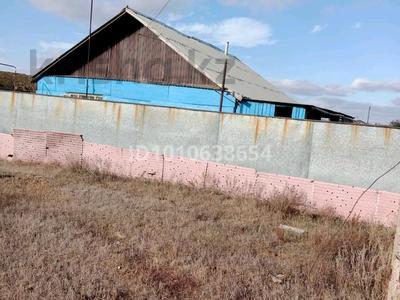 Отдельный дом · 3 комнаты · 60 м² · 100 сот., Астана 8 — Новой школы за 3.7 млн 〒 в Пугачеве