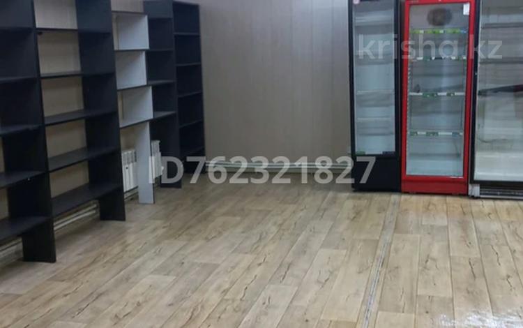 Свободное назначение, магазины и бутики · 45 м² за 170 000 ₸ в Астане, р-н Байконур — фото 2