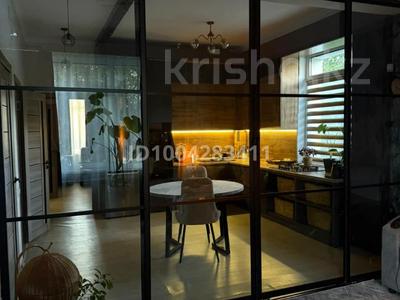 2-бөлмелі пәтер · 70 м² · 1/3 қабат, мкр Алгабас, Камажай, бағасы: 45 млн ₸ в Алматы, Алатауский р-н