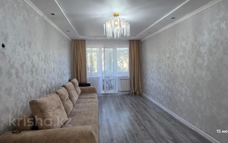 2-комнатная квартира · 44 м² · 2/5 этаж, пр. Металлургов за 10.5 млн ₸ в Темиртау — фото 2