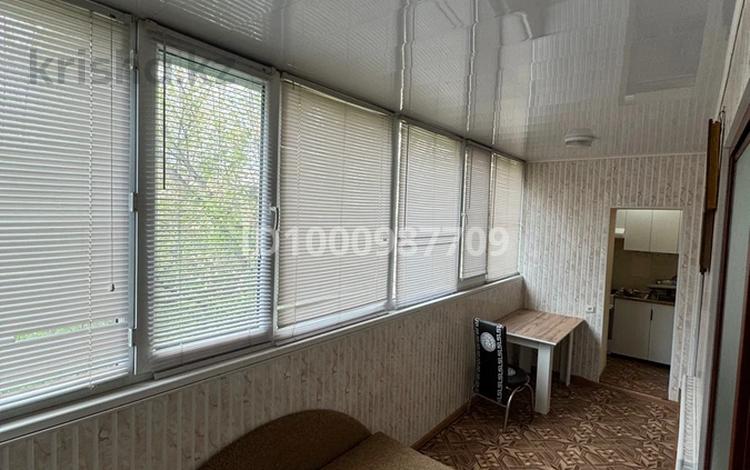 2-комнатная квартира · 56 м² · 4/5 этаж, Казыбек би 142 — Казыбек би-Койгельды за 150 000 〒 в Таразе — фото 2