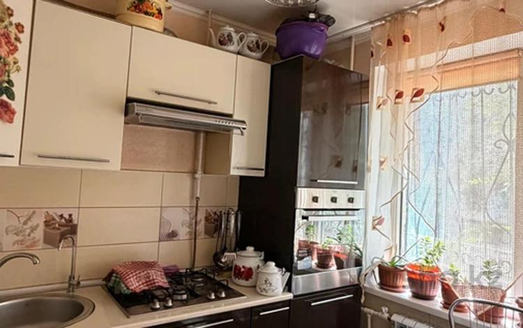 2-бөлмелі пәтер · 49 м² · 1/5 қабат, Шанхай ш/а., ул.Рыскулова, бағасы: 13.5 млн ₸ в Актобе, мкр Шанхай — фото 2