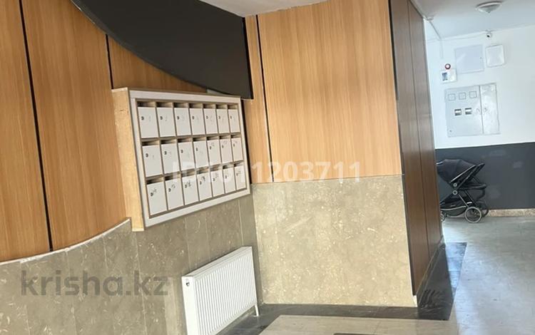 3-бөлмелі пәтер · 82.2 м², мкр Жайлау , Төлеметова 50/13 — Төлеметова Өтегенова, бағасы: 43.5 млн ₸ в Шымкенте, Абайский р-н — фото 2