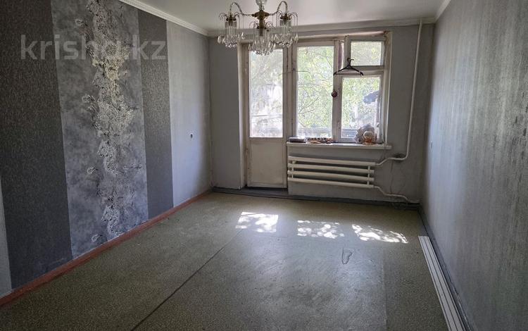 1-бөлмелі пәтер · 30 м² · 4/5 қабат, Самал ш/а., 7 мкр, бағасы: 8 млн ₸ в Таразе, мкр Самал — фото 2