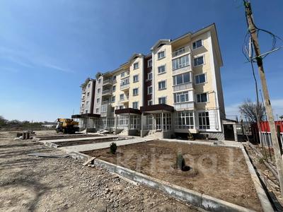 3-комнатная квартира, 76 м², 3/5 этаж, кабанбай батыра 182 за ~ 21.6 млн 〒 в Талдыкоргане