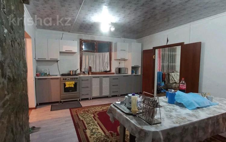 Отдельный дом • 3 комнаты • 94 м² • 10 сот., Алимжанова 28 за 15 млн 〒 в Талдыкоргане — фото 2