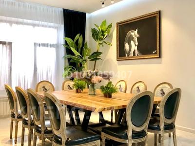 Жеке үй · 5 бөлме · 267 м², Мереке, бағасы: 500 000 〒 в Астане, Есильский р-н
