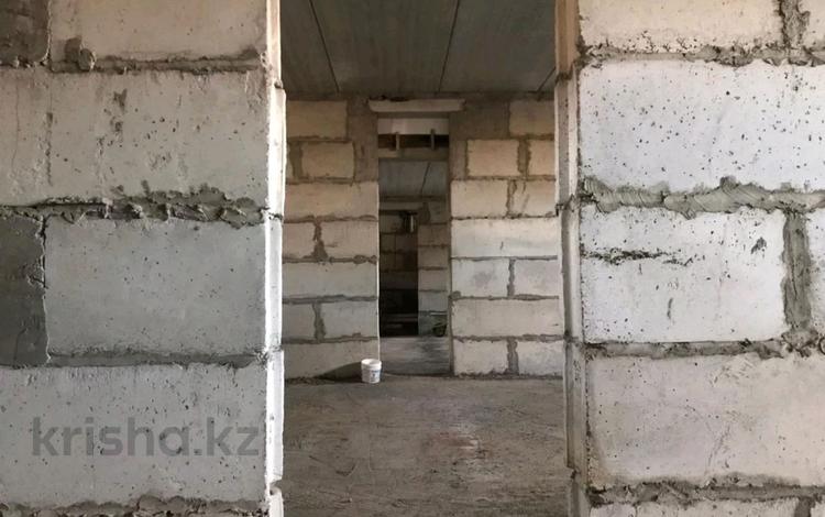 Кеңселер, қоймалар · 650 м², бағасы: 23.5 млн ₸ в Актобе, мкр. Алтын орда — фото 2