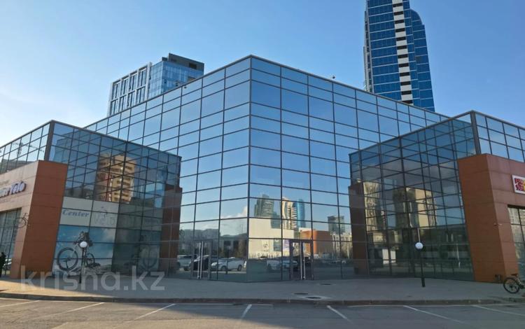 Свободное назначение, офисы, магазины и бутики, склады, общепит, салоны красоты, бани, гостиницы и зоны отдыха, медцентры и аптеки, образование, развлечения · 2317 м² за 3.5 млрд 〒 в Астане — фото 9