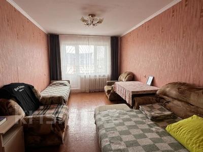 1-бөлмелі пәтер · 33 м² · 1/5 қабат, Камзина 63, бағасы: 7.5 млн 〒 в Аксу