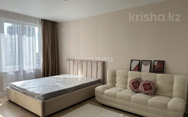 1-комнатная квартира · 38 м² · 5/17 этаж, Улы Дала 12 за 220 000 ₸ в Астане, Нура р-н — фото 2