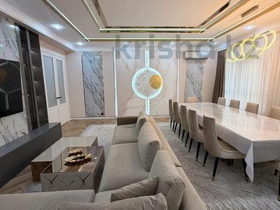 5-комнатная квартира · 241 м² · 9/10 этаж, 18А мкр 3 за 150 млн ₸ в Актау