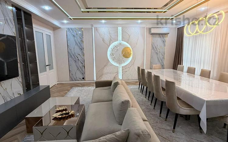 5-комнатная квартира · 241 м² · 9/10 этаж, 18А мкр 3 за 150 млн ₸ в Актау — фото 2