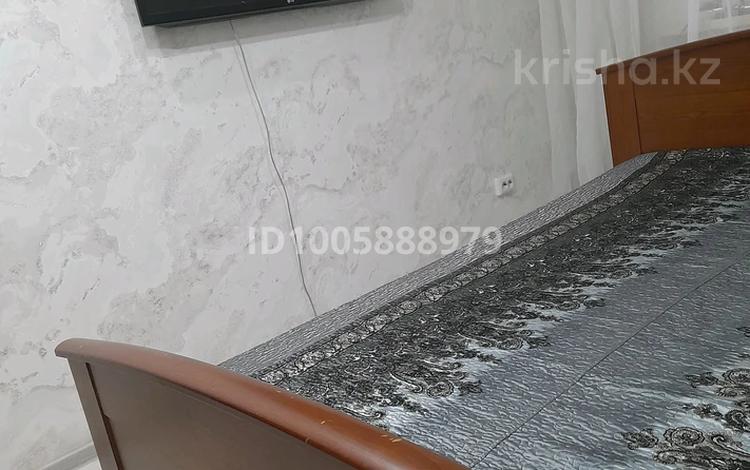 1-бөлмелі пәтер · 35 м² · 2/5 қабат, Момышулы 40, бағасы: 90 000 ₸ в Экибастузе — фото 2