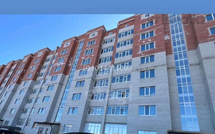 2-бөлмелі пәтер · 92 м² · 6/9 қабат, Алтын орда ш/а. 352, бағасы: 26 млн ₸ в Актобе, мкр. Алтын орда — фото 2