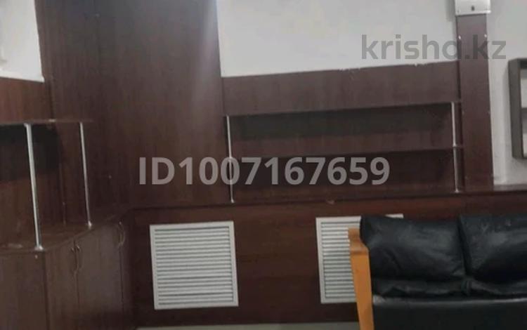 Офисы, магазины и бутики, склады, развлечения · 60 м² за 80 000 〒 в Актау, 28-й мкр — фото 2