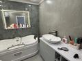 4-комнатная квартира · 100 м² · 5/5 этаж, мкр Новый Город, Ержанова 12 за 45 млн ₸ в Караганде, Казыбек би р-н — фото 12