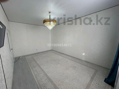 2-бөлмелі пәтер · 69.8 м² · 5/5 қабат, мкр. Алтын орда 348/1, бағасы: 23 млн ₸ в Актобе