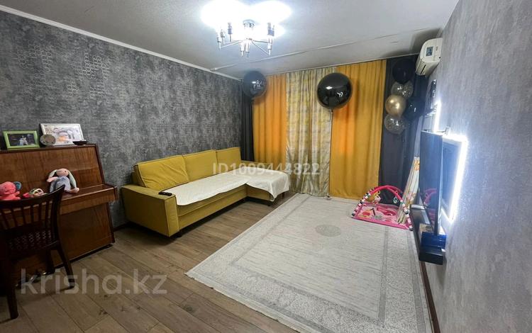 4-комнатная квартира · 80 м² · 4/6 этаж, мкр 5, Алии Молдагулова 2 — Вечный огонь, ЦОН за 29.8 млн ₸ в Актобе — фото 2