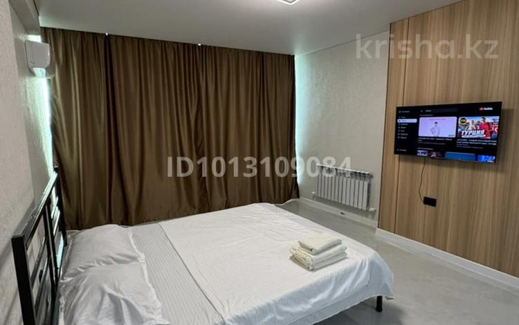 1-комнатная квартира · 40 м² · 19/25 этаж, мкр 11 112в — 12 мкр Керуен сити Центр города. Аквапарк за 13 000 ₸ в Актобе — фото 3