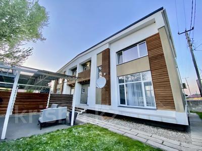 Отдельный дом · 4 комнаты · 150 м² · 3 сот., Кенесары хана — Таунхаус возле ЖК «Хан Тенгри» за 139 млн 〒 в Алматы, Бостандыкский р-н