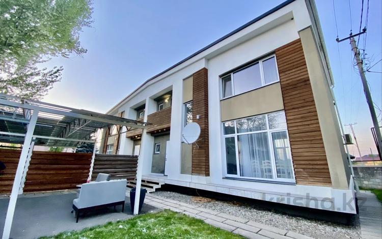 Отдельный дом · 4 комнаты · 150 м² · 3 сот., Кенесары хана — Таунхаус возле ЖК «Хан Тенгри» за 139 млн 〒 в Алматы, Бостандыкский р-н — фото 2