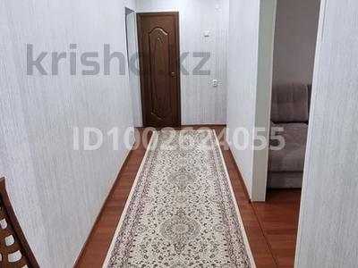 3-бөлмелі пәтер · 62 м² · 4/9 қабат, Гагарина 1/1 — 22 школа, бағасы: 23 млн ₸ в Уральске
