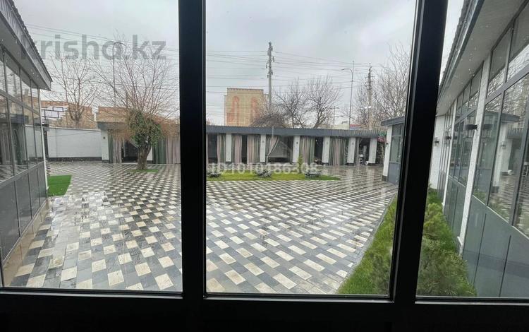 Свободное назначение, общепит, образование, развлечения · 600 м² за 165 млн ₸ в Шымкенте, Аль-Фарабийский р-н — фото 2