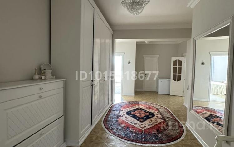 3-комнатная квартира · 147 м² · 7/10 этаж, Айтеке би 16 за 79 млн ₸ в Астане, Нура р-н — фото 2