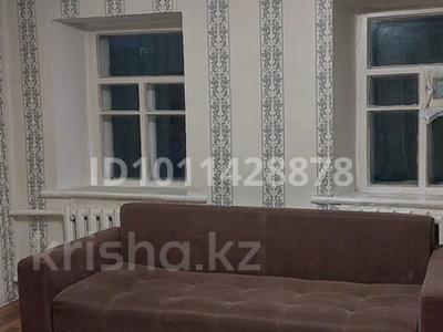 Отдельный дом · 4 комнаты · 100 м² · 8 сот., Шолохова 25 за 35 млн ₸ в Астане, Сарыарка р-н