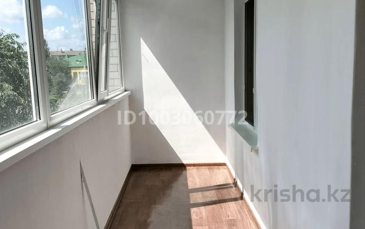 1-комнатная квартира · 42.8 м² · 3/10 этаж, мкр Женис 8/1 за 20.5 млн 〒 в Уральске — фото 9