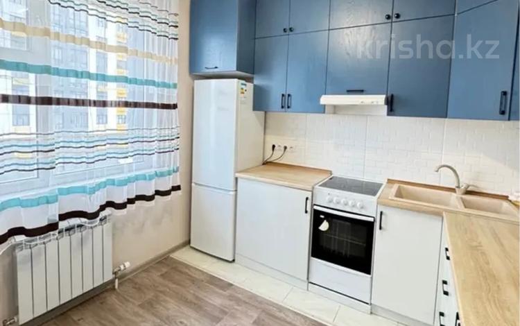 1-комнатная квартира · 42 м² · 4/9 этаж, Улы дала 82 — С 18 Августа!!! за 200 000 ₸ в Астане, Есильский р-н — фото 2