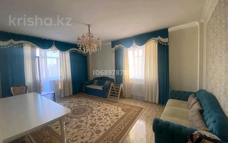 2-комнатная квартира, 81.8 м², 14/20 этаж помесячно, Кошкарбаев 26 — Мечеть Хазрет султан, Нур Орда за 250 000 〒 в Астане, Алматы р-н — фото 2