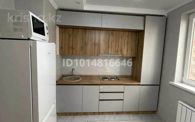 1-комнатная квартира · 36 м² · 5/12 этаж, мкр Акбулак, 1-я улица 47 за 200 000 ₸ в Алматы, Алатауский р-н — фото 2