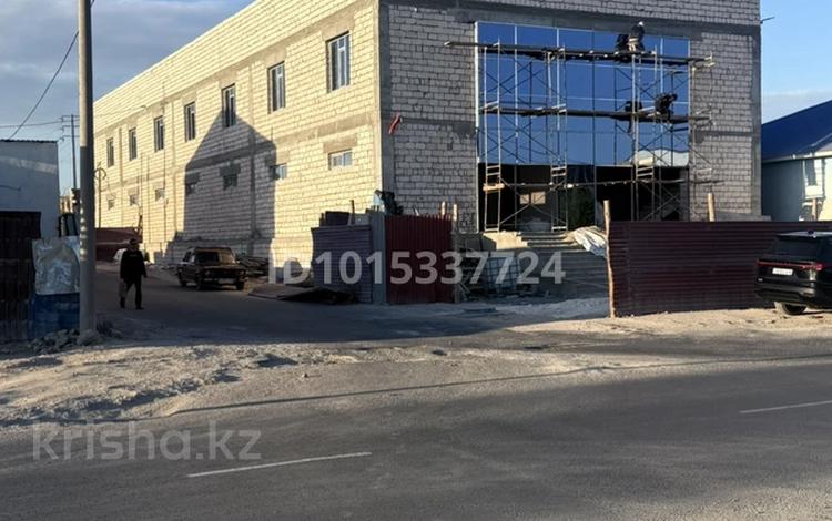 Свободное назначение, магазины и бутики · 1600 м² за 350 млн ₸ в Жанаозен — фото 2