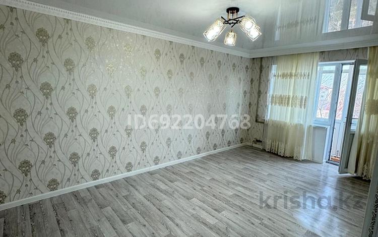 2-комнатная квартира, 44.56 м², 4/5 этаж помесячно, Алтынсарина 7 за 100 000 〒 в Кентау — фото 2