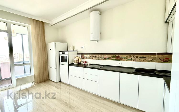 4-комнатная квартира · 130 м² · 10/10 этаж, Мухамедханова 4а за 118 млн ₸ в Астане, Нура р-н — фото 7