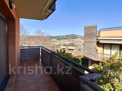 3-комнатная квартира · 70 м², Carrer del Lliri de Mar 13 за ~ 240.3 млн 〒 в Льорет-де-маре