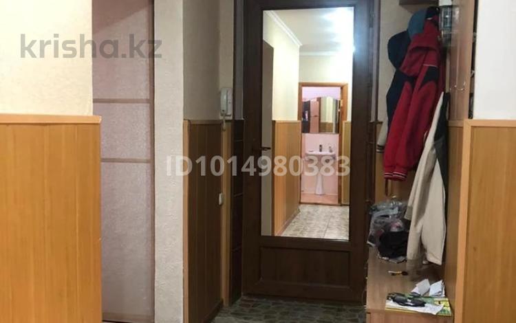 3-бөлмелі пәтер · 80 м² · 1/4 қабат, Толе Би 40, бағасы: 200 000 ₸ в Таразе — фото 4