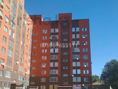 2-бөлмелі пәтер · 59.9 м², Гагарина 1 — Школа 22, бағасы: 19.5 млн ₸ в Уральске